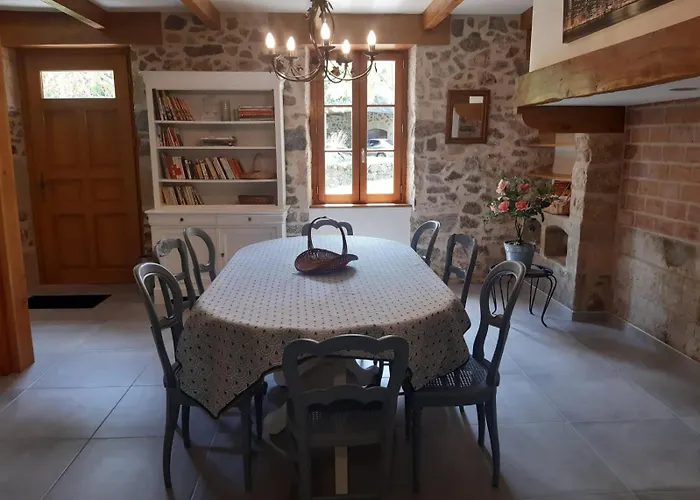 Vakantiehuis Amelie Lanuejouls-et-Privezac